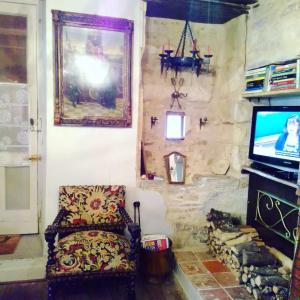 Μια τηλεόραση ή/και κέντρο ψυχαγωγίας στο Rue des Douves