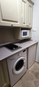 Kép Apartamentos Serrallo, Parking gratuito y cocina, Alhambra y playa szállásáról Granadában a galériában