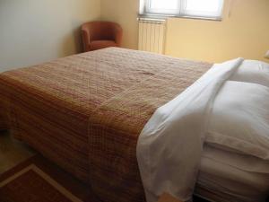 Zdjęcie z galerii obiektu Apartment in Premantura with terrace, air conditioning, WiFi, washing machine 3352-26 w mieście Premantura