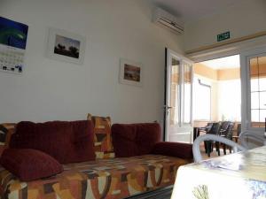 Zdjęcie z galerii obiektu Apartment in Premantura with terrace, air conditioning, WiFi, washing machine 3352-26 w mieście Premantura