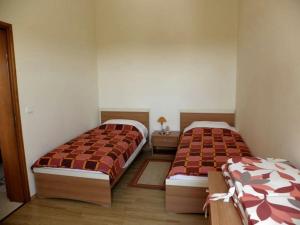 Zdjęcie z galerii obiektu Apartment in Premantura with terrace, air conditioning, WiFi, washing machine 3352-26 w mieście Premantura