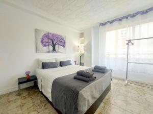 Gallery image of Gloria Host House in Alicante