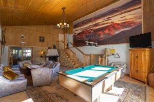 TV a/nebo společenská místnost v ubytování Stanica Górska