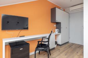 Kuchyňa alebo kuchynka v ubytovaní ĄĘ Hostel Nowy Świat