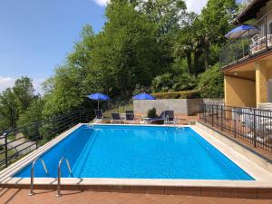 Swimmingpoolen hos eller tæt på Residenza Ai Ronchi 3 4 7 8