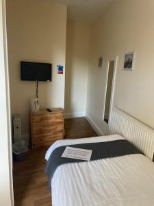 Imagen de la galería de Mersey view Hotel & Pub, en Hale 17 fotos más