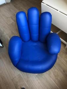 Afbeelding uit fotogalerij van Le Marvel centre la Brèche wifi vue jardin in Niort