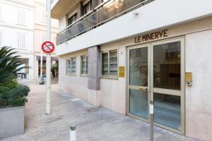 Gallery image of Le Minerve YourHostHelper in Cannes