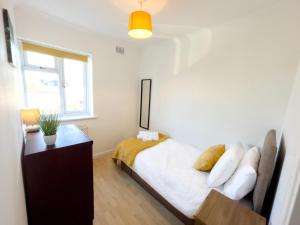 3 bed duplex flat, free WIFI & Netflix, Ideal for contractors