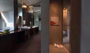 Koupelna v ubytování Hotel Locanda del Benaco