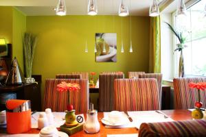 Posezení v ubytování NordWest-Hotel Bad Zwischenahn