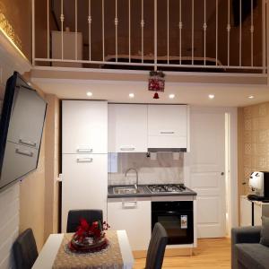 A kitchen or kitchenette at O Vascetiello