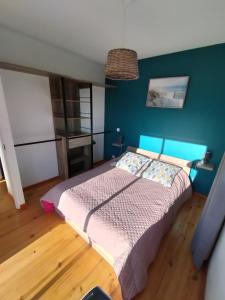 Postel nebo postele na pokoji v ubytování les JARDINS de PRATAVONE