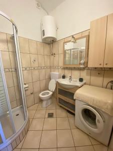 Koupelna v ubytování Apartmani Marija