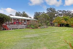 Κήπος έξω από το Farm Stay & Iconic Water Views - 32 Zachary Drive