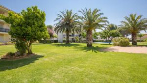 A garden outside CB N-2 - Calella de Palafrugell
