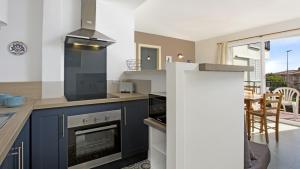 A kitchen or kitchenette at CB N-2 - Calella de Palafrugell