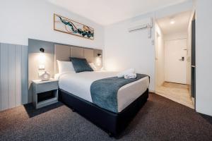 Postel nebo postele na pokoji v ubytování The Select Inn Penrith