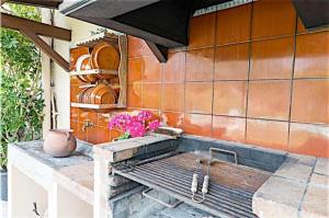 Część wypoczynkowa w obiekcie Casa Margarita bis, casa con pisicina en Fornalutx