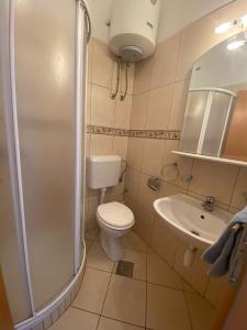 Koupelna v ubytování Apartmani Marija