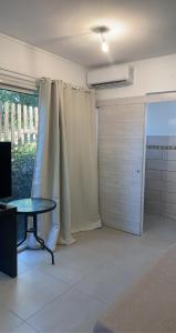 Foto dalla galleria di Chez Hugo, bel appartement très bien situé pour visiter la Martinique en journée et dormir la nuit a Les Trois-Îlets