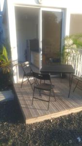Patio o area all'aperto di Chez Hugo, bel appartement très bien situé pour visiter la Martinique en journée et dormir la nuit