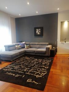 Ein Sitzbereich in der Unterkunft Border Bliss - Private Room with Bathroom in a Cozy Home