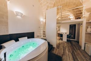 Фотография из галереи Le Suite Bed в городе Пульсано