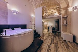 Ванная комната в Le Suite Bed