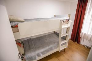Двуетажно легло или двуетажни легла в стая в Turis Ferienwohnung 50-2