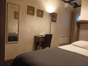 Postel nebo postele na pokoji v ubytování Avalon Rooms