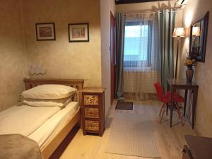 Postel nebo postele na pokoji v ubytování Avalon Rooms