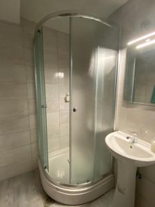 Ένα μπάνιο στο Simonovski’s Apartments +14 φωτογραφίες