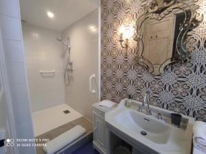 Vannituba majutusasutuses GITE Le Logis Barbès