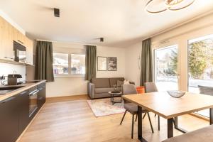 Kuchyňa alebo kuchynka v ubytovaní LISAL Appartements