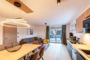 Kuchyňa alebo kuchynka v ubytovaní LISAL Appartements
