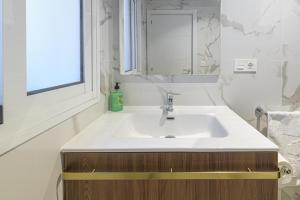 Łazienka w obiekcie WintowinRentals Malaga Center, Comfortable and Renovated