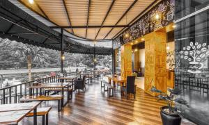 Restaurace v ubytování Truntum Padang