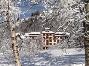 Kurhaus Bergün talvel