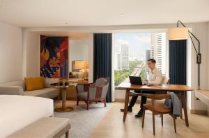 Gallery image of Montien Hotel Surawong Bangkok in Bangkok