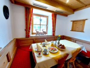 Fotografie z fotogalerie ubytování Pension Carina v destinaci Füssen