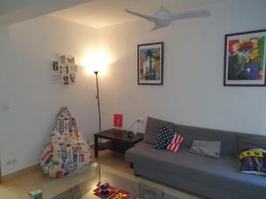 Posedenie v ubytovaní Apartamentos Naranja y Limòn