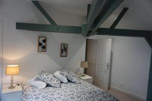 Ліжко або ліжка в номері Les 3 rois