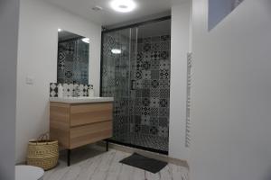 Ванна кімната в Les 3 rois