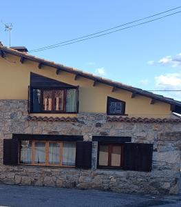 Das Gebäude in dem sich das Chalet befindet