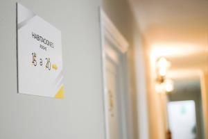 Certifikát, hodnocení, plakát nebo jiný dokument vystavený v ubytování Hotel Restaurante Vía Sevilla - Cádiz by MA 22 Puntos