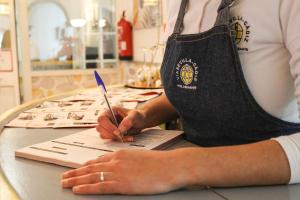 Gallery image of VÍA SEVILLA - CÁDIZ Alojamiento & Restaurante in El Cuervo