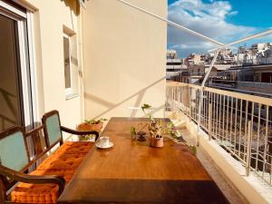 A balcony or terrace at Athens Skylight Condo