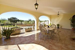 Fotografia z galérie ubytovania YourHouse Can Nofre Vell quiet finca in the countryside v destinácii Ariany