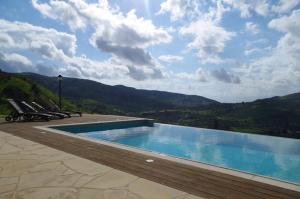 Afbeelding uit fotogalerij van River View (4 bedroom villa) in Paphos